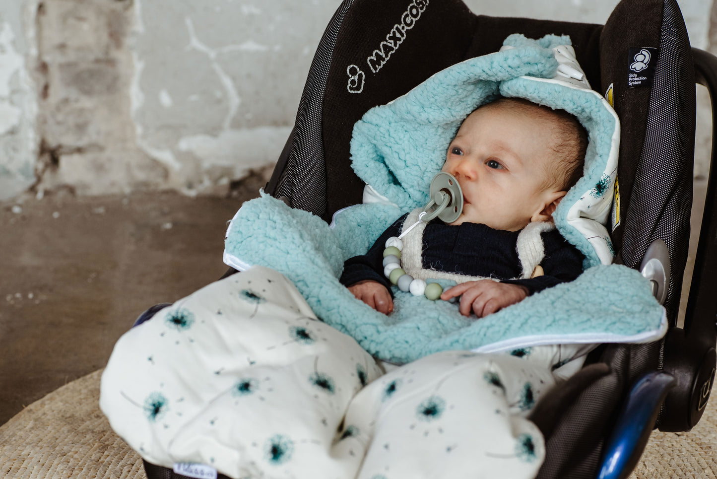 Maxi Cosi Voetenzak - Wit met Mint Dandelions