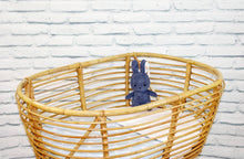 Afbeelding in Gallery-weergave laden, Babydeken - Lichtblauw met Witte Sterren
