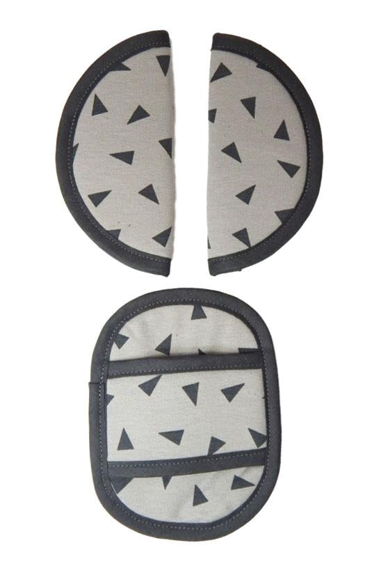Maxi Cosi Seat Belt Pads - Triangle Gray